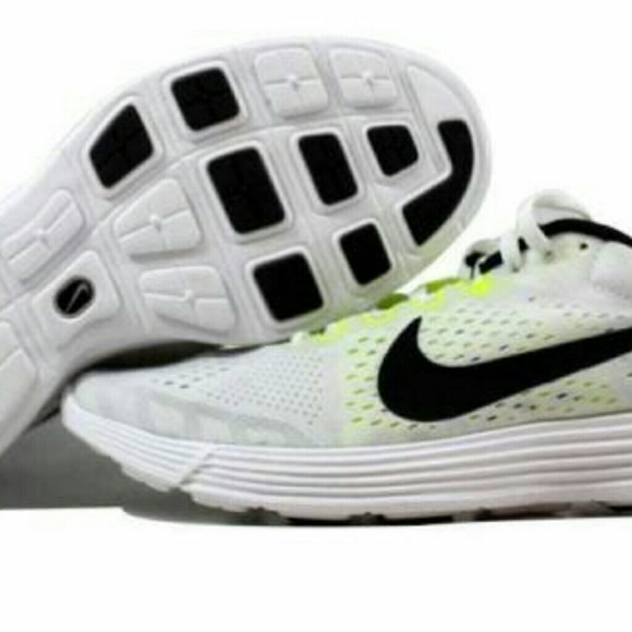 nike lunar racer 4